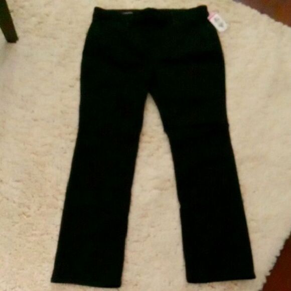 NYDJ Marilyn Straight Lift x Tuck Jeans 91% cotton 7% elastane 2% lycra NWT - Picture 3 of 4